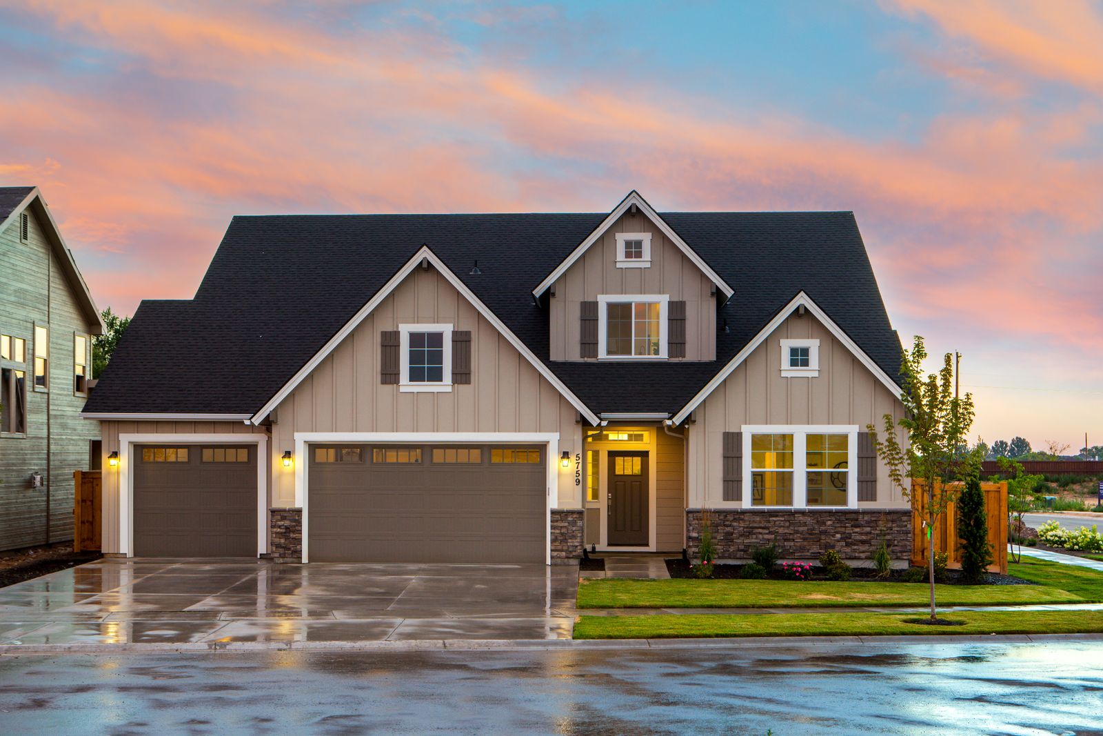 Apartment exterior — listings that stay current