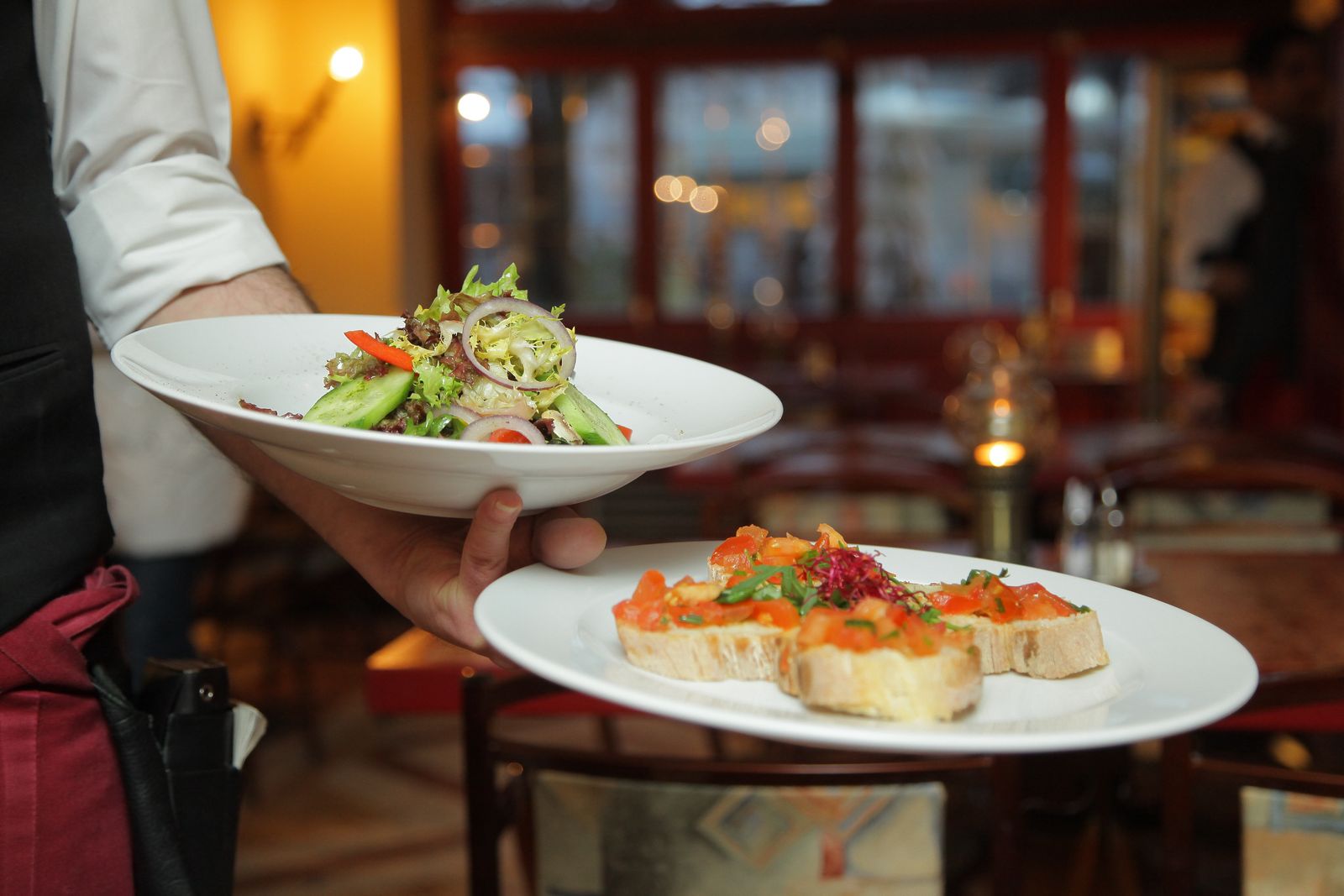Restaurant table setting — digital QR menu context
